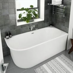 Arezzo 1700 X 750 Modern Curved Corner Bath