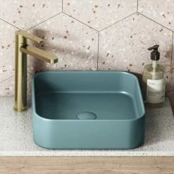 Arezzo Matt Green Ceramic Unslotted Click Clack Basin Waste -Arezzo shop GRNCW02 n d2 460